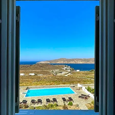 Yakinthos 3* Mykonos Town