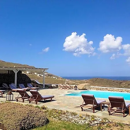 Yakinthos 3*