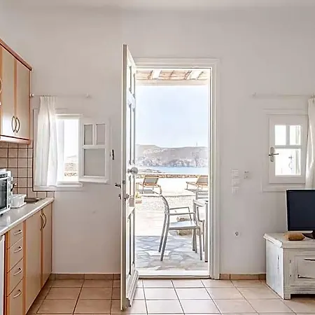 Hotel Yakinthos